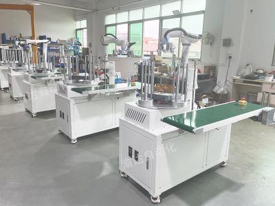 可移動上下料機器人——配旋轉(zhuǎn)料倉